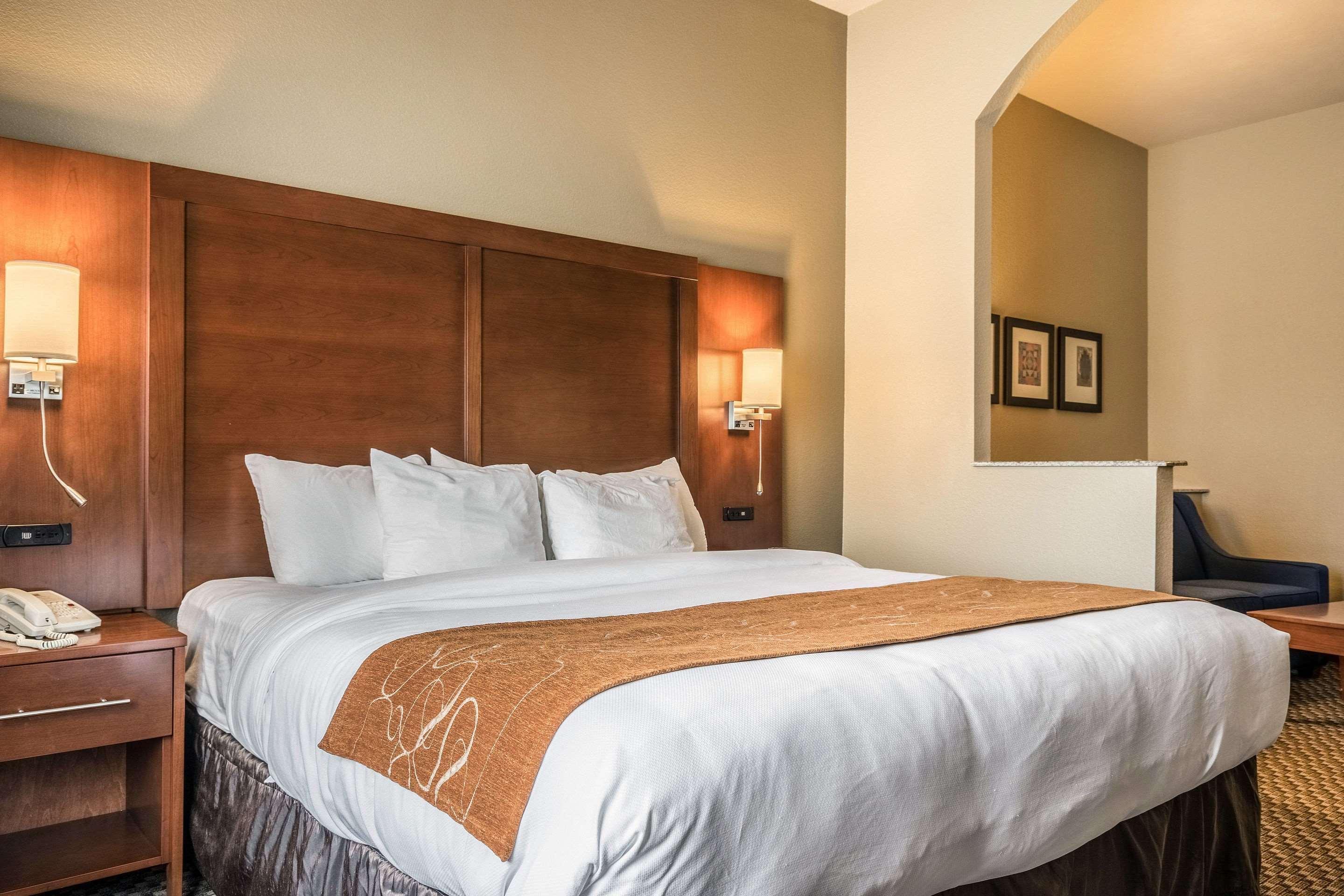 Comfort Suites Near Texas State University San Marcos Esterno foto