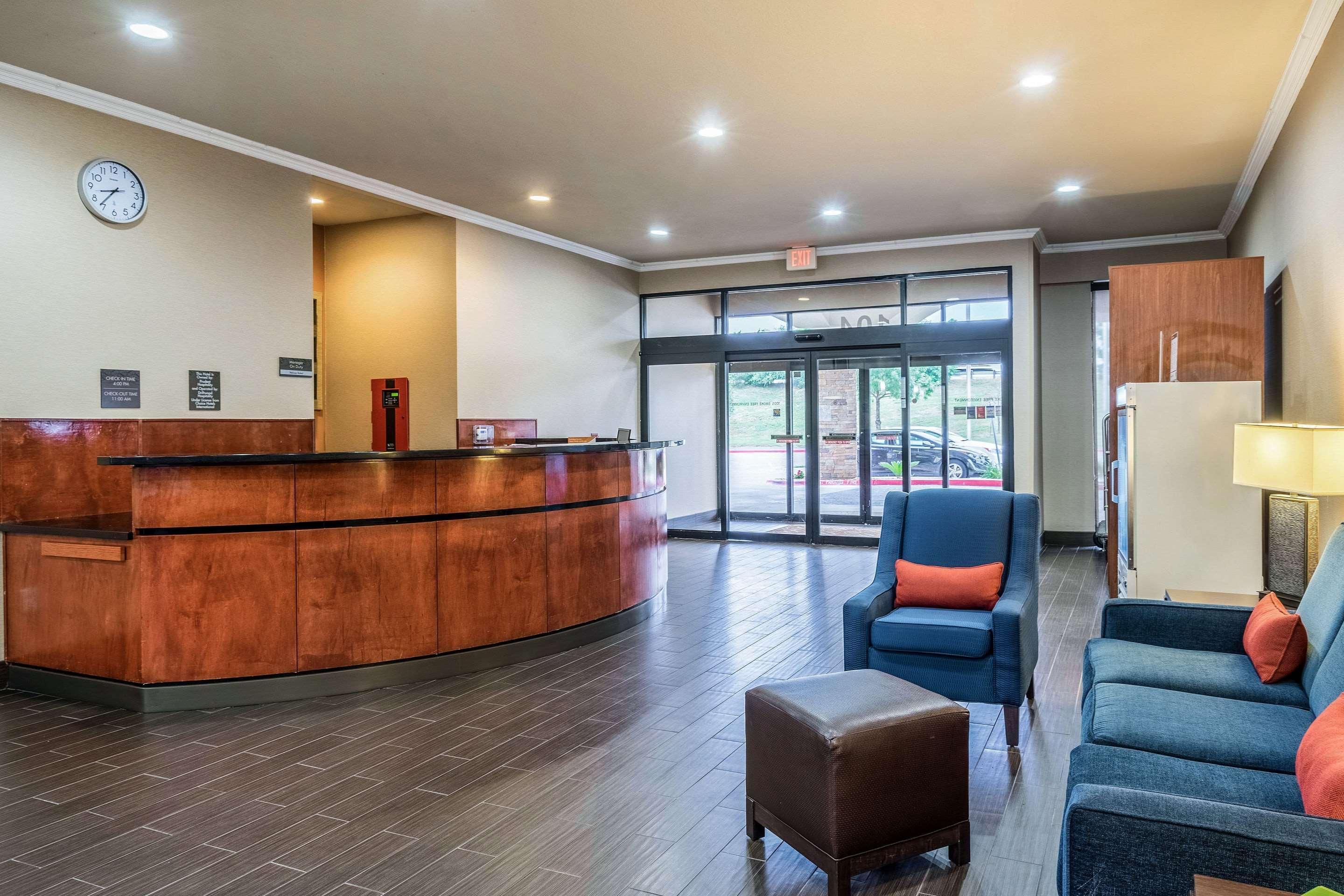 Comfort Suites Near Texas State University San Marcos Esterno foto