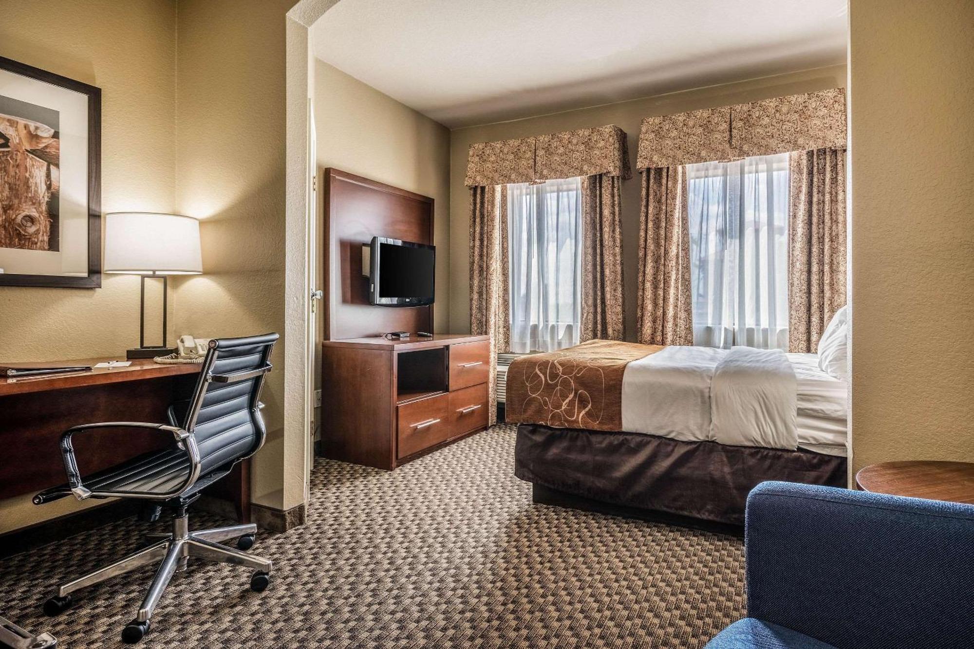 Comfort Suites Near Texas State University San Marcos Esterno foto